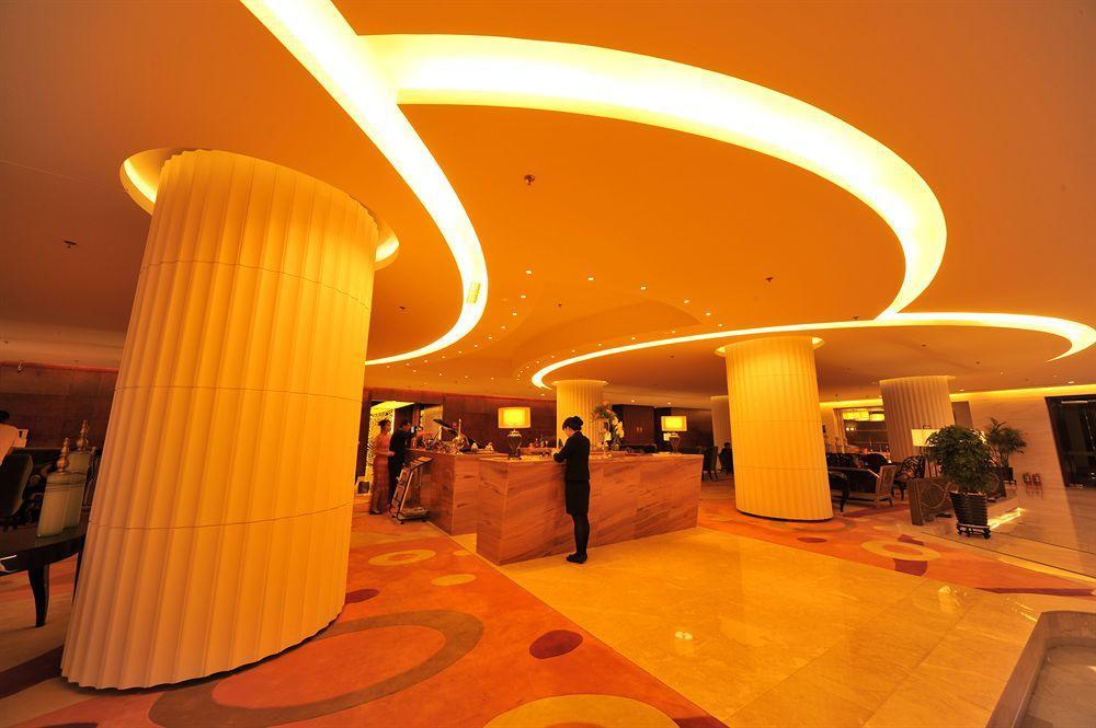 S&N Dalian Hotel Esterno foto