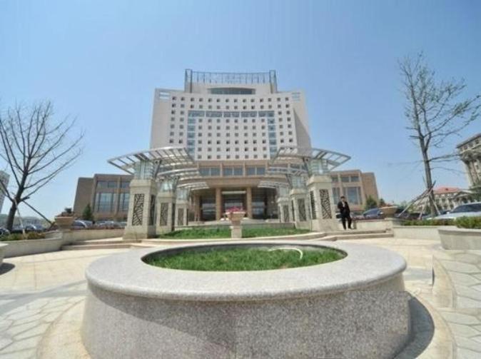 S&N Dalian Hotel Esterno foto