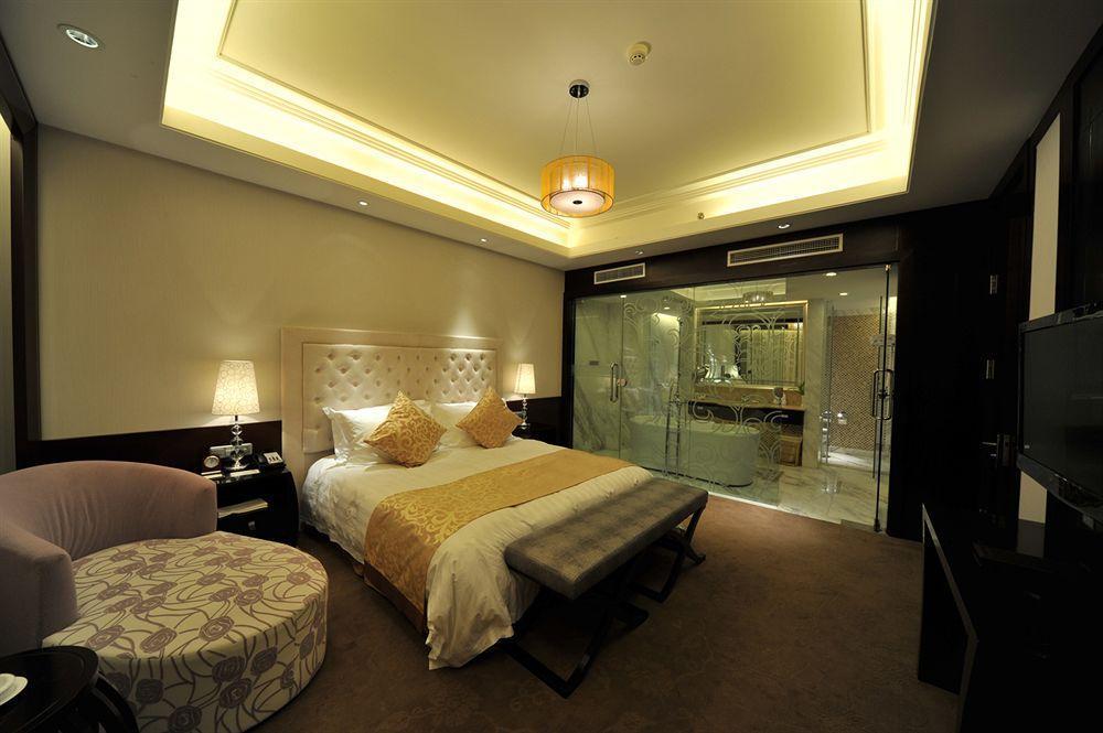 S&N Dalian Hotel Esterno foto