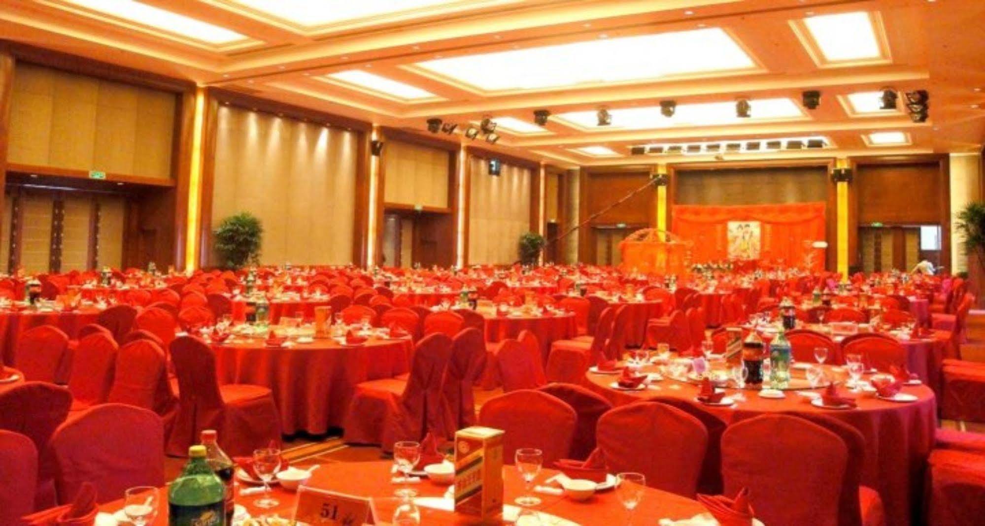S&N Dalian Hotel Esterno foto