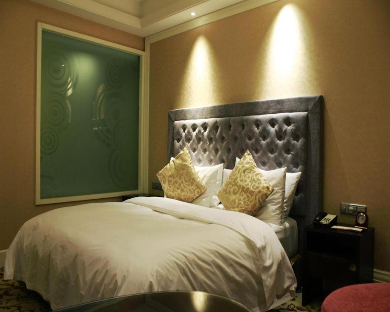 S&N Dalian Hotel Esterno foto