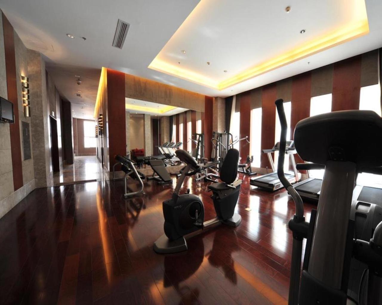 S&N Dalian Hotel Esterno foto